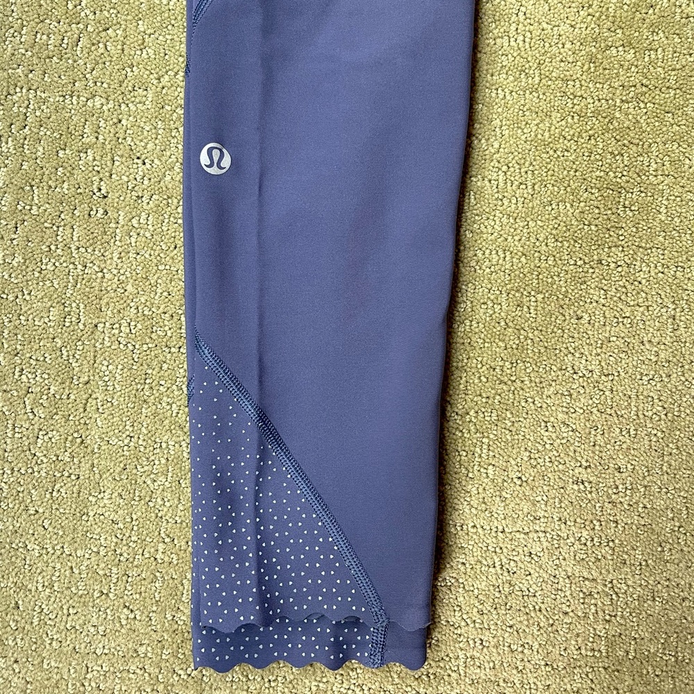Lululemon leggings, crop, size 4